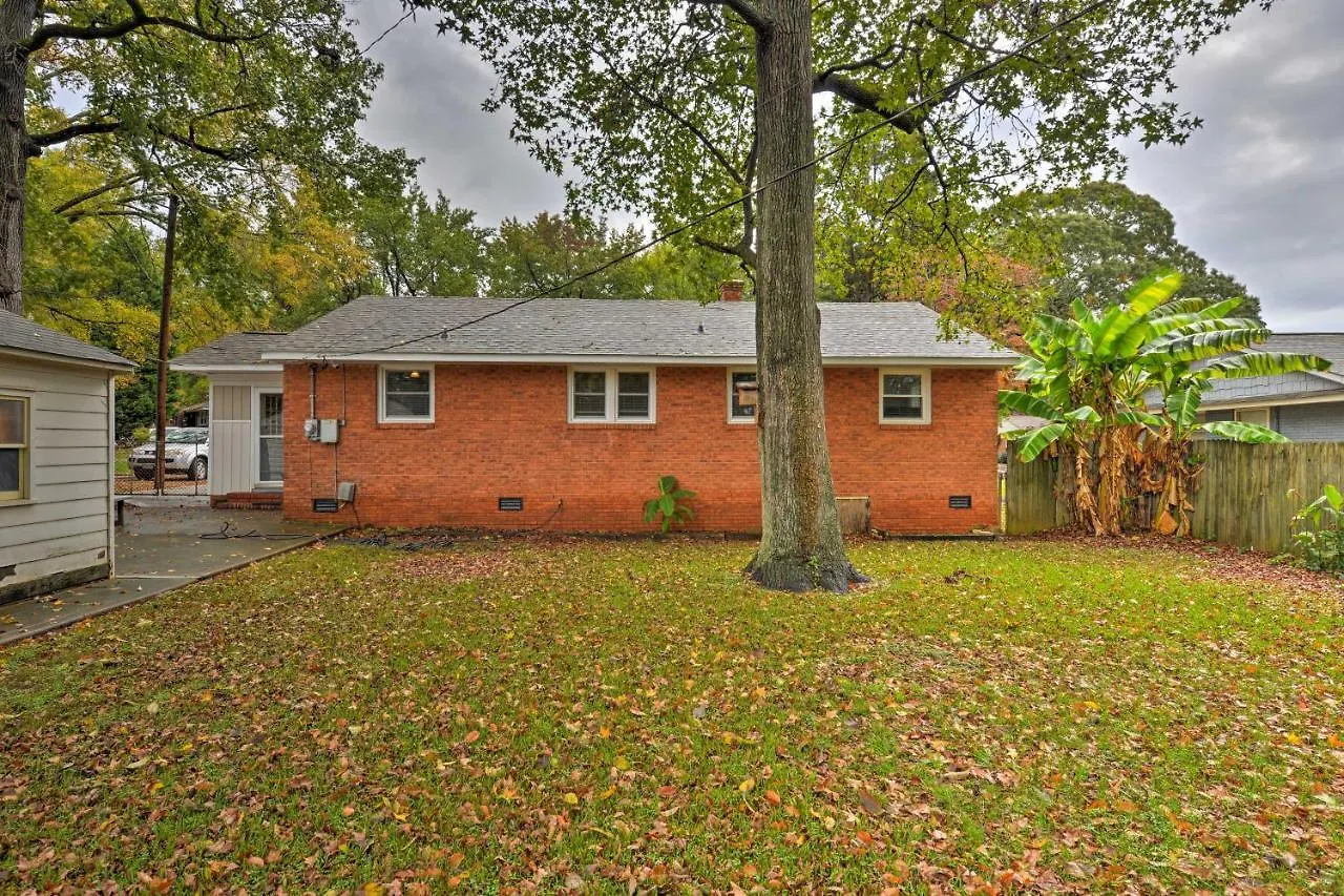 Charlotte Area Home With Patio - 6 Miles To Downtown